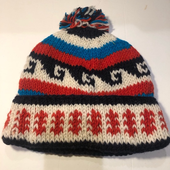 100% Woolen (Sheep). Winter Hat. “New” - Picture 1 of 4